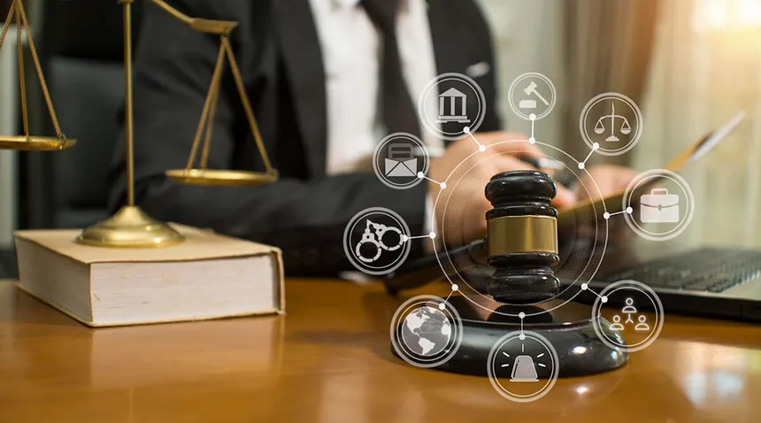 Abogados especializados en Seguros - Asesoramiento a empresas